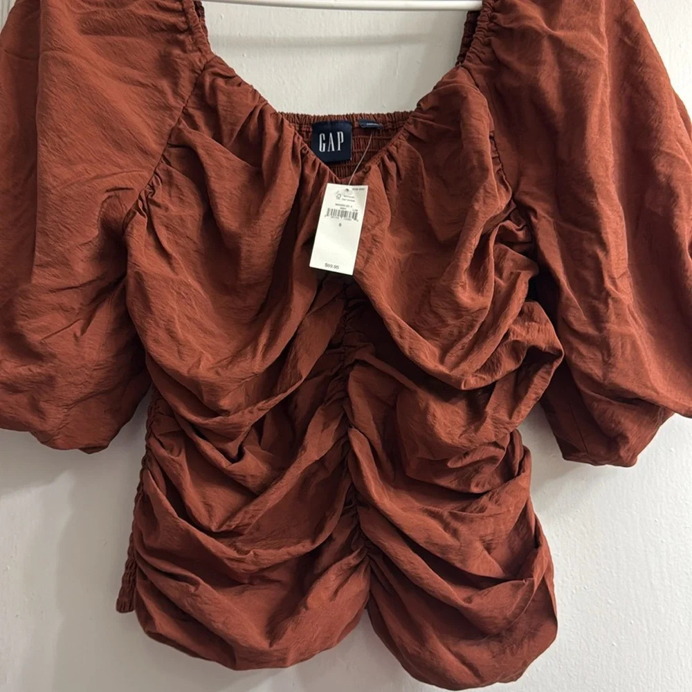 Gap Puff Sleeve Ruched Top NWT size Small - Picture 9 of 11